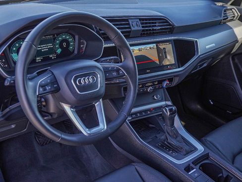 Certified 2025 Audi Q3 2.0T Premium Plus w/ Premium Plus Package image 7