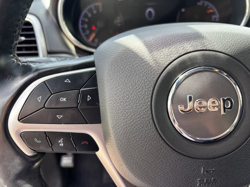 Used 2021 Jeep Grand Cherokee Limited RWD image 34