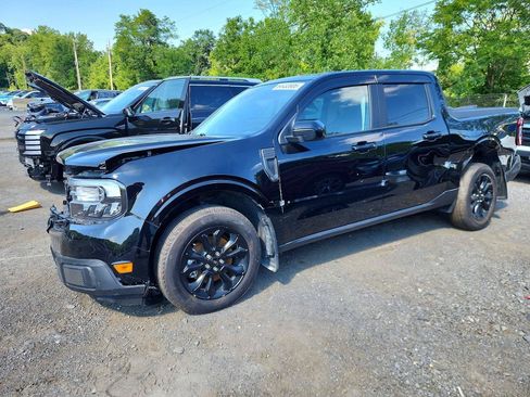 Used 2024 Ford Maverick Lariat w/ Black Appearance Package FWD image 3