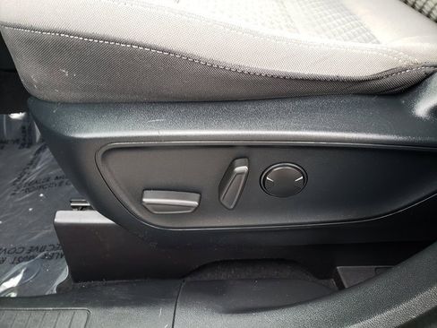 Certified 2021 Ford Escape SE image 20