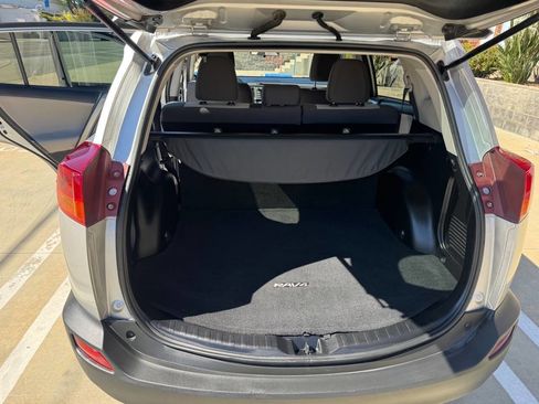 Used 2015 Toyota RAV4 XLE FWD image 10
