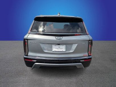 New 2026 Cadillac Vistiq Sport w/ LPO, Floor Liner Package