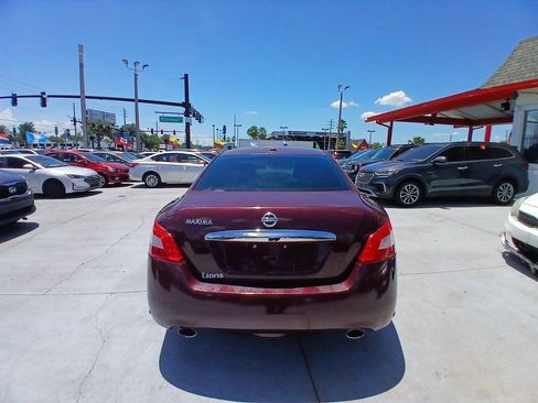 Used 2011 Nissan Maxima 3.5 SV FWD image 6