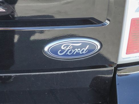 Used 2019 Ford Flex SE image 12