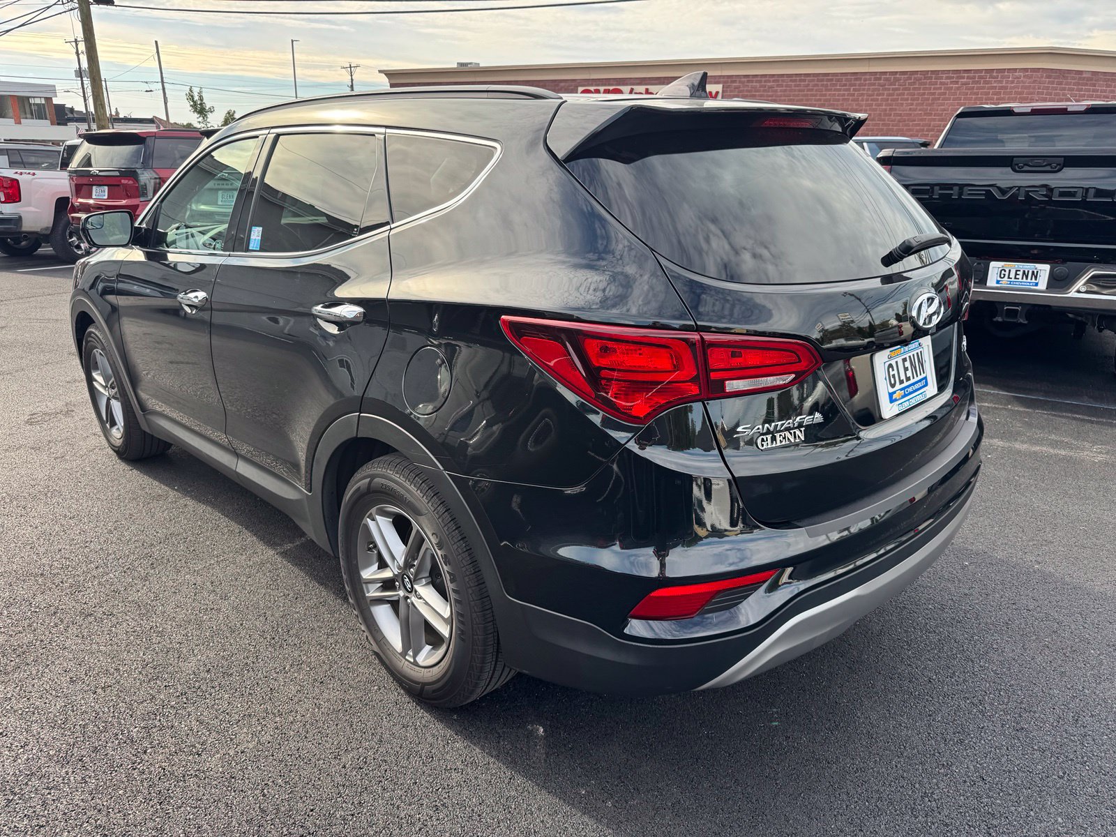 Used 2017 Hyundai Santa Fe Sport FWD image 4