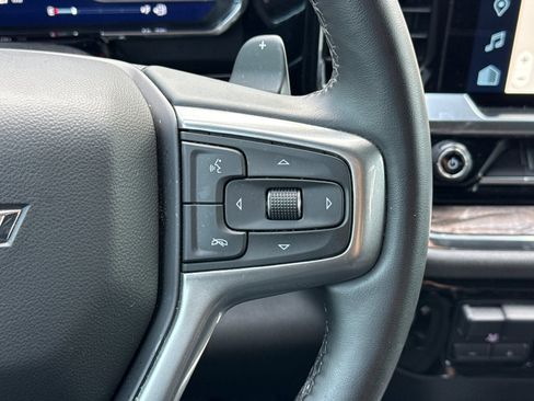 Used 2023 Chevrolet Silverado 1500 LTZ AWD/4WD image 30