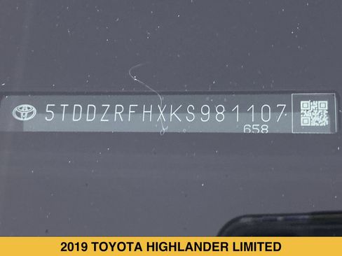 Used 2019 Toyota Highlander Limited Platinum w/ Protection Package #3 AWD/4WD image 18