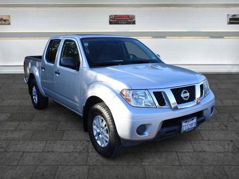 Used 2019 Nissan Frontier SV AWD/4WD image 1