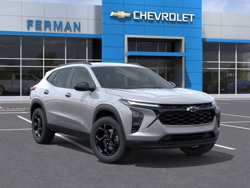 New 2026 Chevrolet Trax LT w/ Driver Confidence Package FWD image 8