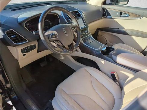 Used 2016 Lincoln MKX Select w/ Select Plus Package image 9