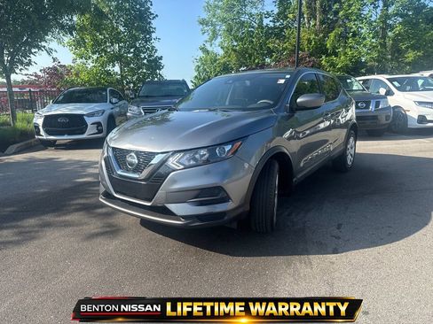 Used 2020 Nissan Rogue Sport S image 4