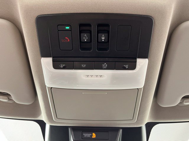 Used 2023 Nissan Rogue SV w/ SV Premium B Package FWD image 35