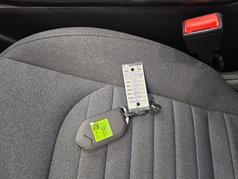 Certified 2025 Kia K4 EX FWD image 37