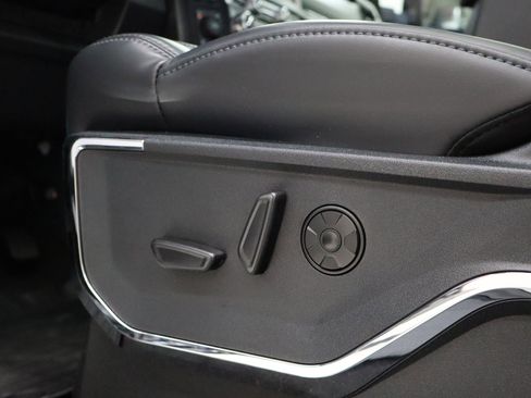 New 2026 Ford F250 Platinum image 17