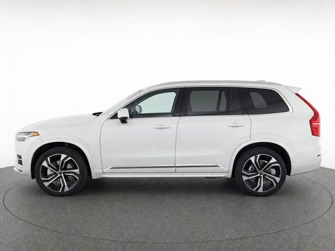 Used 2024 Volvo XC90 B6 Ultimate w/ Protection Package Premier AWD/4WD image 6