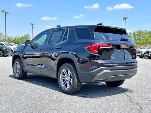 New 2026 GMC Terrain Elevation w/ Technology Package II AWD/4WD image 7