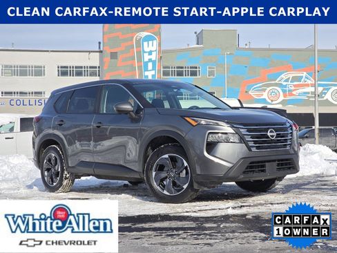 Used 2024 Nissan Rogue SV image 1