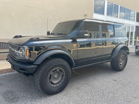 Used 2025 Ford Bronco Badlands AWD/4WD image 1