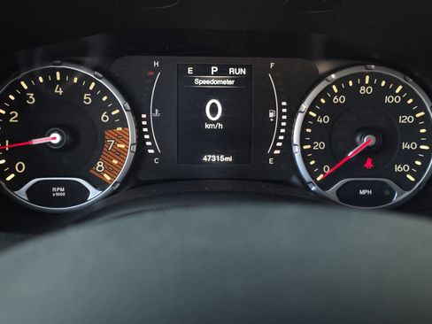 Used 2019 Jeep Renegade Latitude image 17