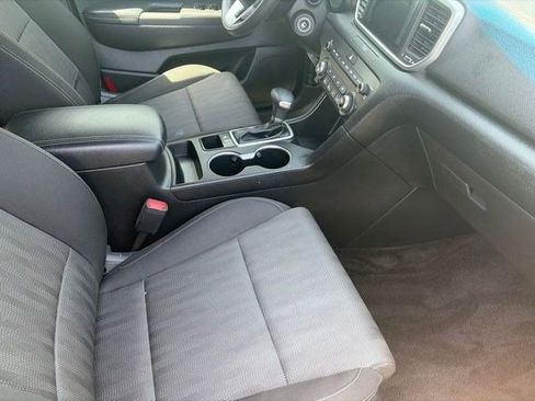Used 2020 Kia Sportage LX FWD image 35