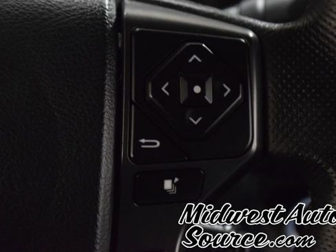 Used 2019 Toyota Tacoma SR5 image 13