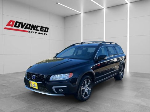 Used 2015 Volvo XC70 T6 image 3