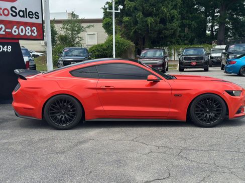 Used 2016 Ford Mustang GT Premium w/ GT Performance Package RWD image 2