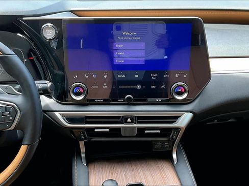 Used 2024 Lexus RX 350 Premium w/ Accessory Package (Z1) FWD image 7