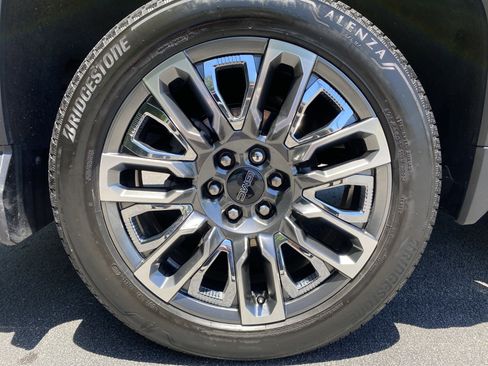 Used 2024 GMC Sierra 1500 Denali Ultimate AWD/4WD image 47