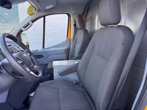 Used 2018 Ford Transit 250 130 Low Roof image 10
