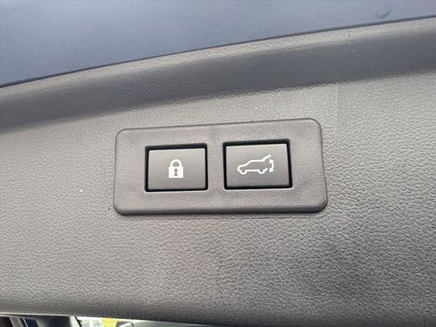 Used 2021 Subaru Outback Touring w/ Popular Package #2 image 29