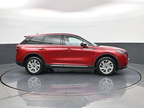 Used 2022 Lincoln Corsair FWD image 4