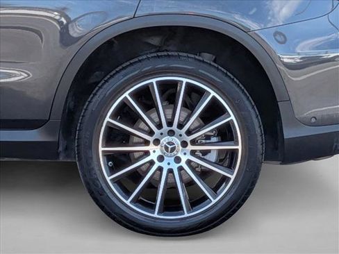 Used 2021 Mercedes-Benz GLC 300 image 22