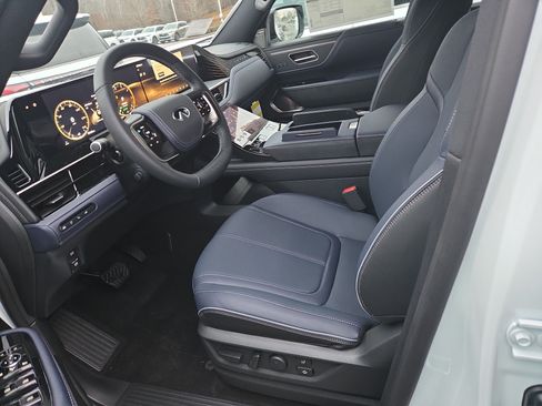 Used 2026 INFINITI QX80 4WD image 6