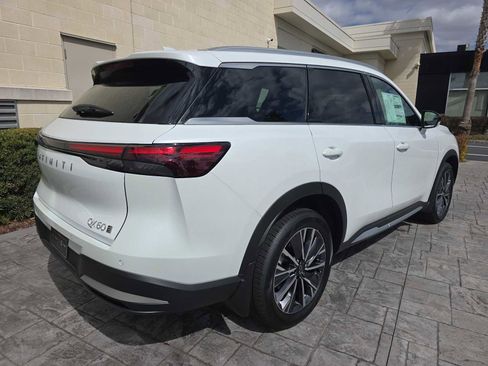 New 2026 INFINITI QX60 Luxe w/ Cargo Package image 3