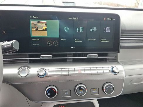 New 2026 Hyundai Kona SE image 7