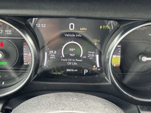 Used 2023 Jeep Wrangler Unlimited Sahara w/ Cold Weather Group image 25