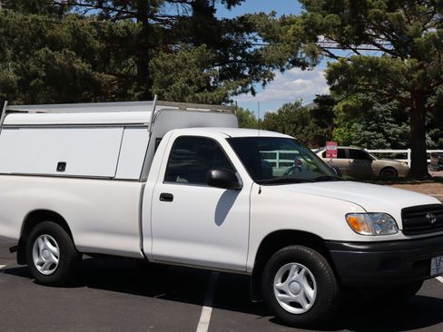 Used 2000 Toyota Tundra 2WD Regular Cab image 2