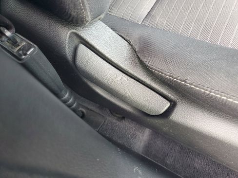 Used 2017 Kia Forte LX w/ LX Popular Package image 9