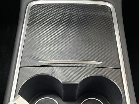 Used 2022 Tesla Model Y Performance image 43