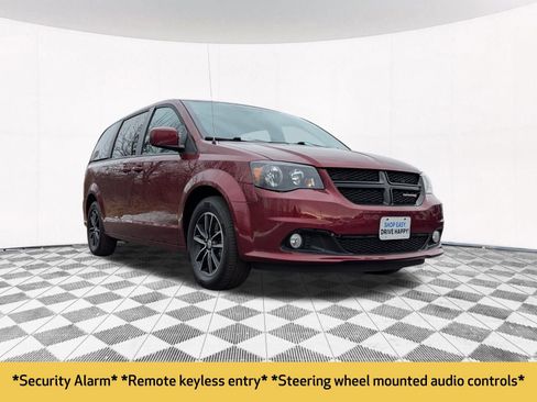 Used 2018 Dodge Grand Caravan SXT w/ Blacktop Package image 14