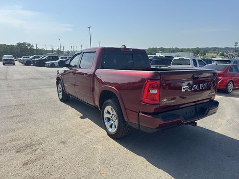 Used 2025 RAM 1500 Big Horn AWD/4WD image 7