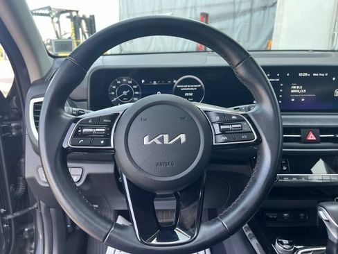 Certified 2024 Kia Seltos EX AWD/4WD image 20