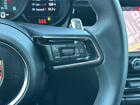 Certified 2025 Porsche Macan AWD/4WD image 27
