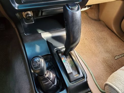 Used 1998 Toyota 4Runner SR5 AWD/4WD image 21