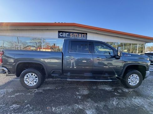 Used 2020 Chevrolet Silverado 3500 LTZ w/ LTZ Plus Package image 8