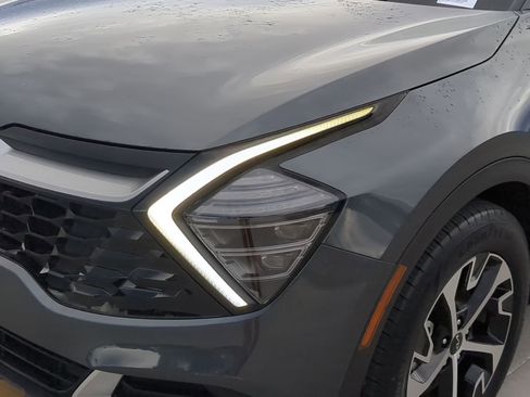 Certified 2024 Kia Sportage EX image 10