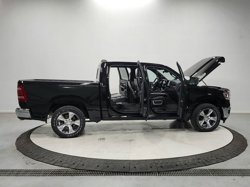 Used 2023 RAM 1500 Laramie AWD/4WD image 16