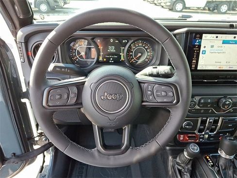 New 2026 Jeep Wrangler Unlimited Rubicon image 9