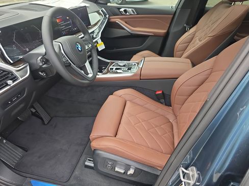 New 2026 BMW X5 xDrive50e AWD/4WD image 8